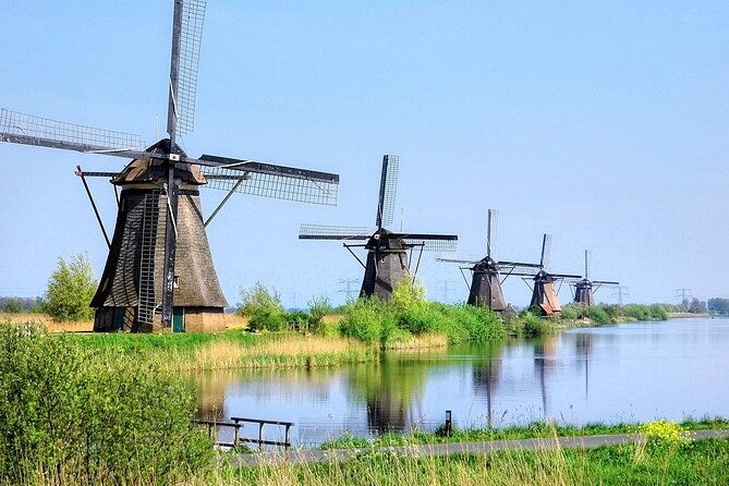 Kinderdijk Windmills and Delft Small-Group Tour from Amsterdam - Guides, Group Size, and Why Timing Really Matters