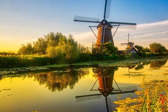 Kinderdijk Windmills and Delft Small-Group Tour from Amsterdam - Meeting Point and 8:00 am Start: How to Set Yourself Up