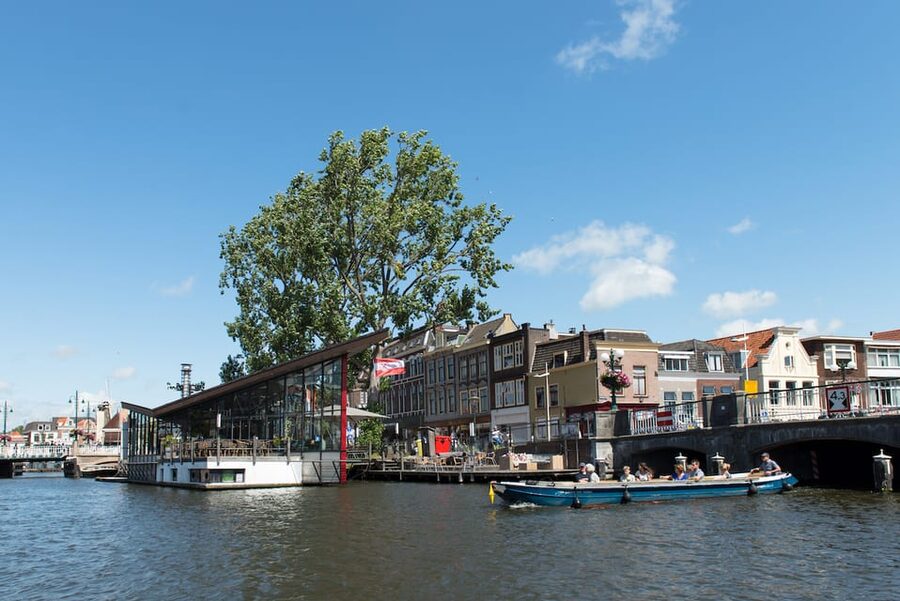 Leiden: Guided City Canal Cruise - What the guide does best, and where it may fall short