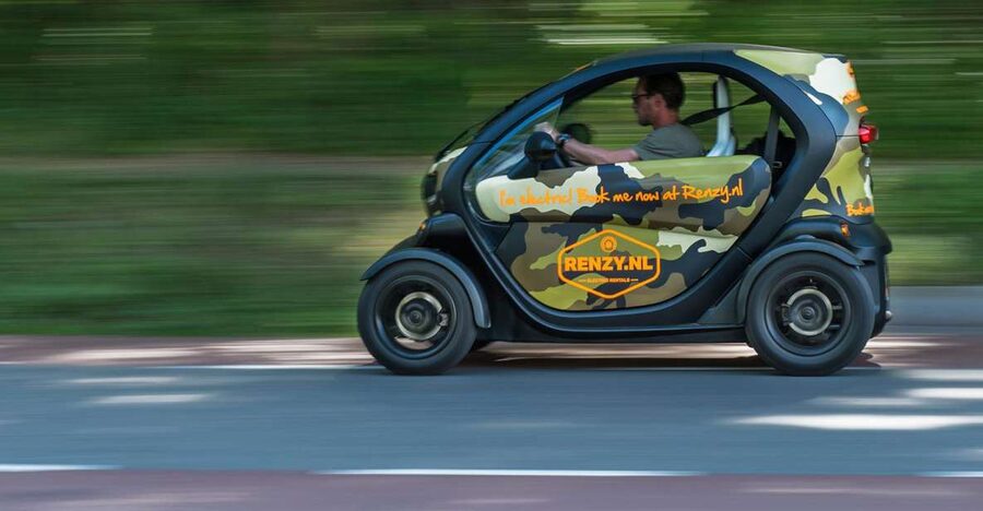 Lisse: Drive-it-Yourself History and Castle Audio Tour - Car briefing and GPS/audio setup, so you do not waste time