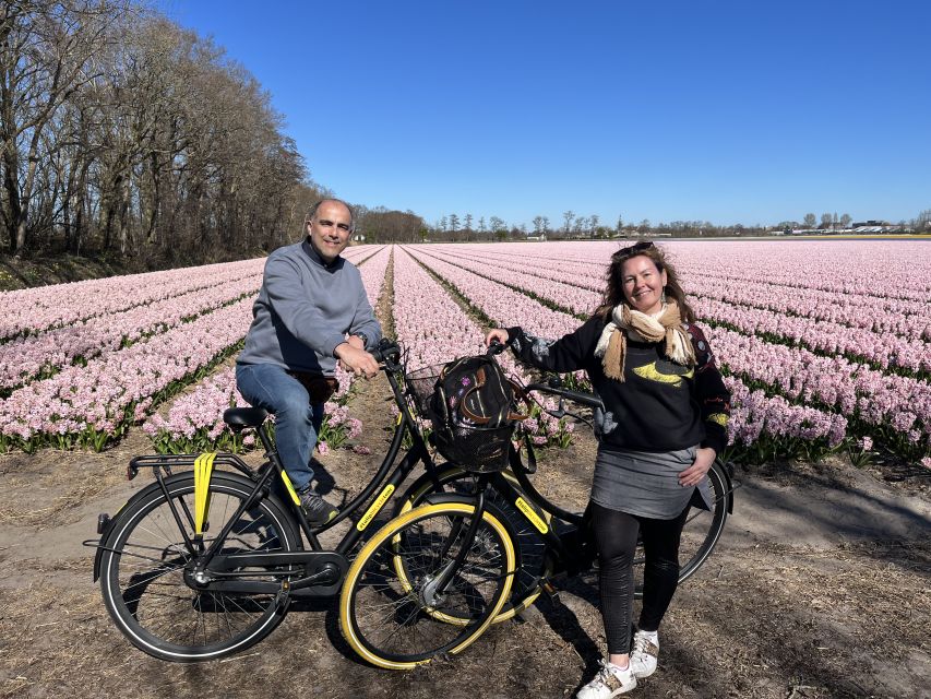 Lisse: Enjoy the Tulip Fields by Bike with a Local Guide! - St. Agatha Church and the Lisse village rhythm