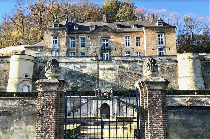 Maastricht Highlights, Architecture & Heritage Tour - What to bring: shoes, water, and a small plan for breaks