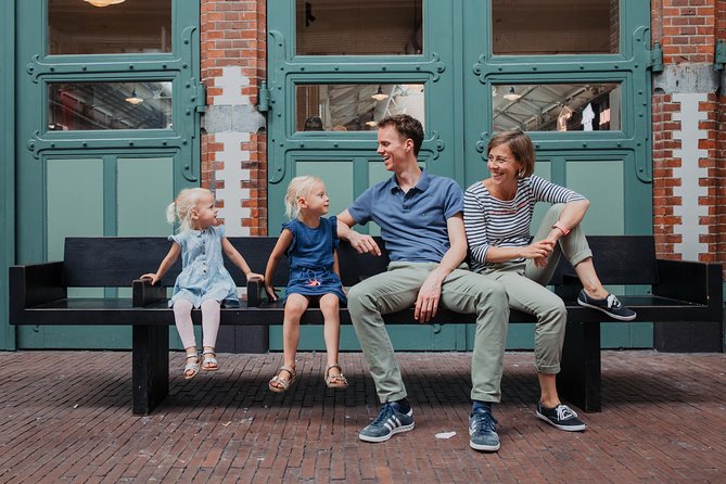 Memories for life - Photo shoots in Amsterdam with a professional photographer - Camera-shy friendly direction and golden hour timing