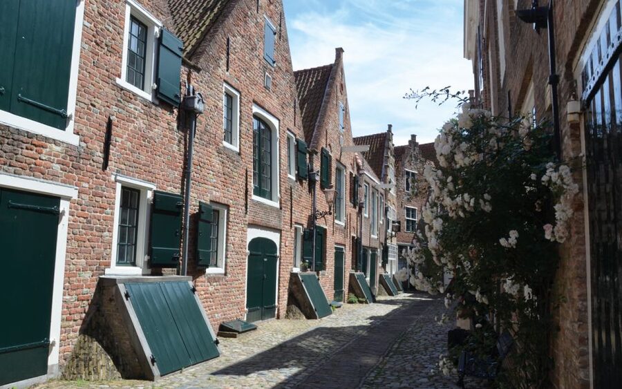 Middelburg: Guided City Walking Tour - Townhall first: why the opening stop sets the tone