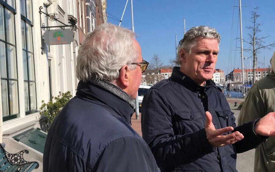 Middelburg: Guided City Walking Tour - The Abbey tower and Long John: the landmark you cannot miss