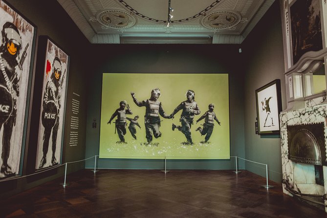 Moco Museum Amsterdam Admission Ticket with Banksy and more - The audio guide in 6 languages, useful when you want context