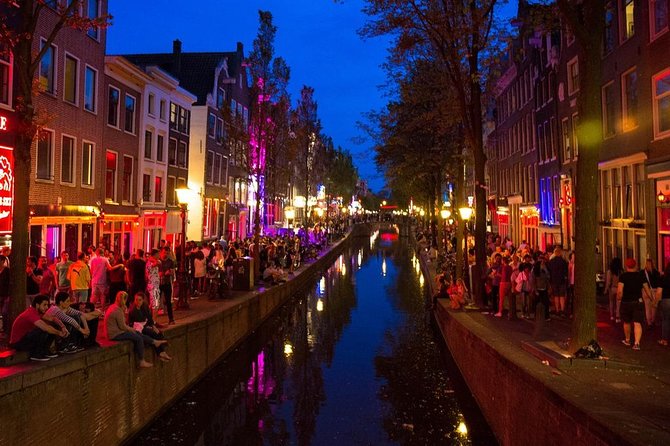 MUST DO: Amsterdam's Red Light District tour with a local - Guides make or break it: Ben, Robin, Sander, Max, and what to watch for