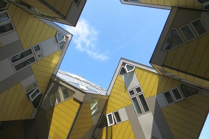 MUST DO: Rotterdam highlights & history with a local guide - Inside Kubuswoningen: making the most of the included kijk-kubus show-cube