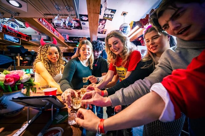 New Year's Eve Pub Crawl With Optional Club Entrance - Dam Square at Midnight, Including Bubbly for the Countdown
