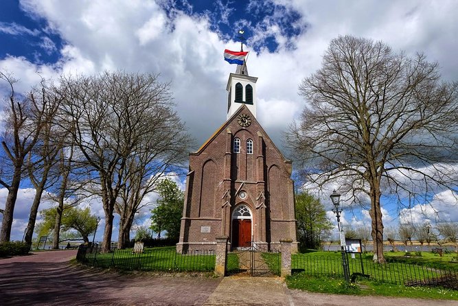 Off the Beaten Paths Dutch Landscape Private Tour 1/2 day Jaguar - Why a private Jaguar tour from Amsterdam feels instantly better