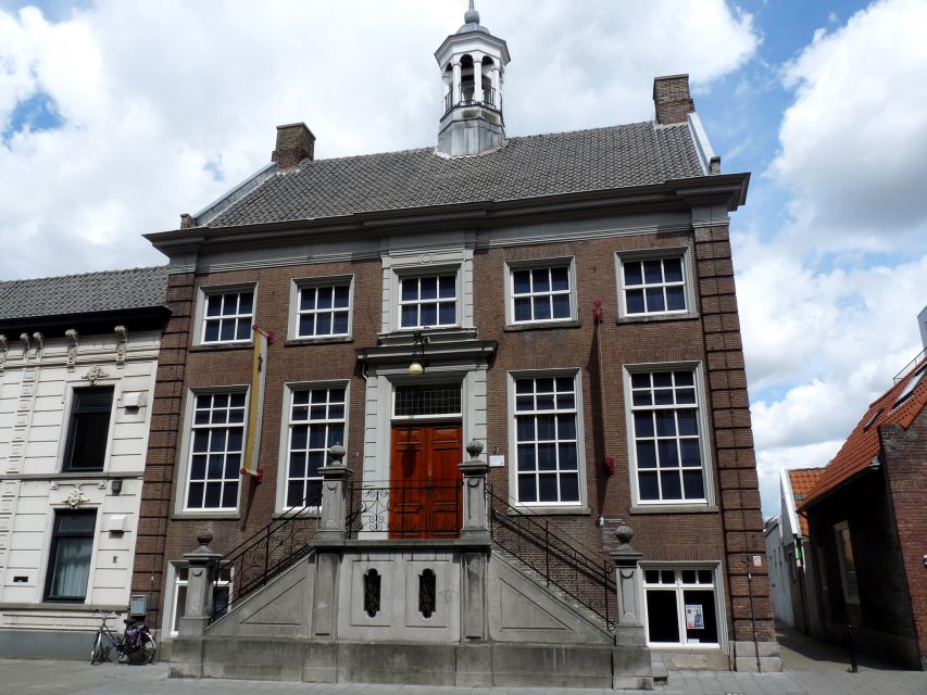 Oudenbosch: Guided City Walk - What I recommend you bring and how to plan your timing