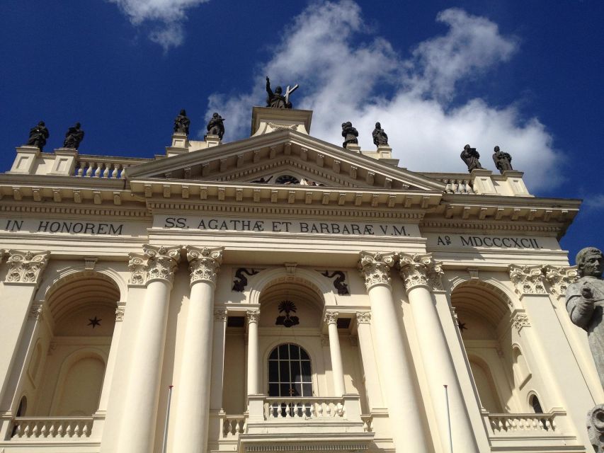 Oudenbosch: Tour at Basilica of the Holy Agatha and Barbara - The staircase to the top: why that one climb is the real highlight