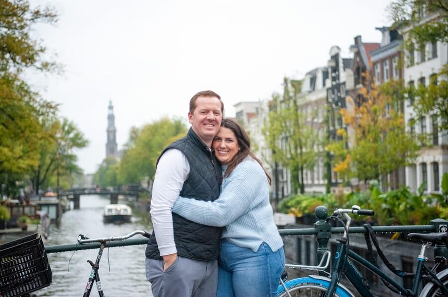 Photoshoot in or around Amsterdam - How the session works, from a quick scenic walk to a focused photo stop