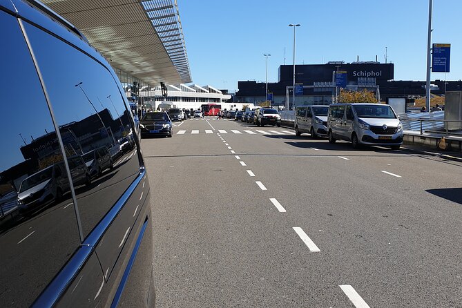 Private Airport Transfer to or from Schiphol Airport - Who This Transfer Works Best For