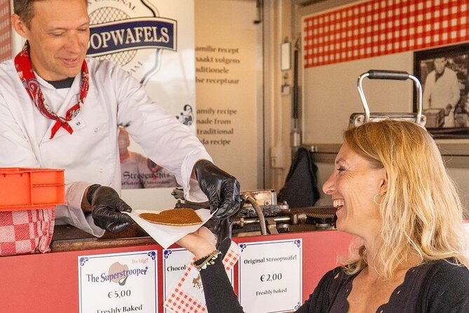 Private Amsterdam Food Tour & Dutch Pancake Class with a Local - Sweet apple pancakes and savory bacon pannenkoeken