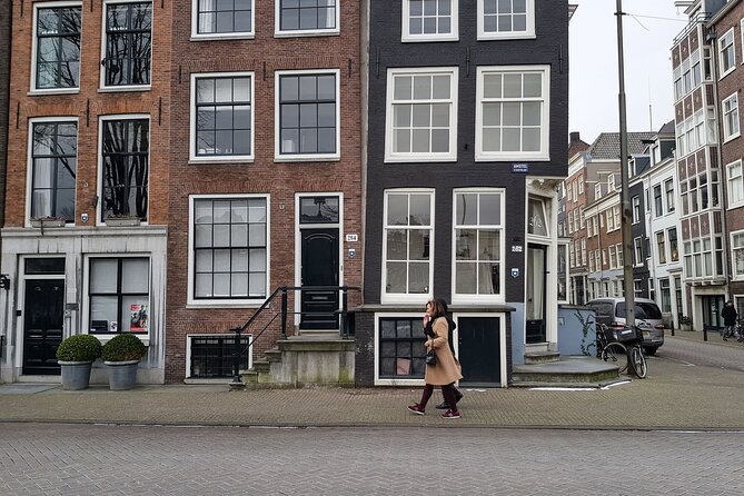 Private Amsterdam Food Tour & Dutch Pancake Class with a Local - Timing, meeting logistics, and where to be at the end