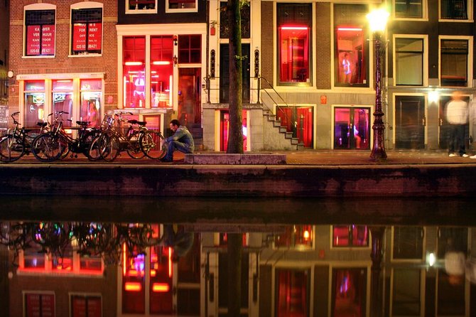 Private Amsterdam Red Light District and Coffee Shop Tour - Old Town context: seeing why the oldest streets still matter