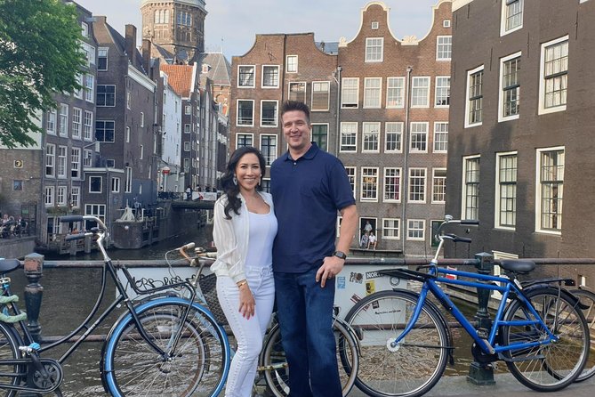 Private Amsterdam Red Light District tour with food tastings - The 2-Hour Pace, and Why Private Time Helps