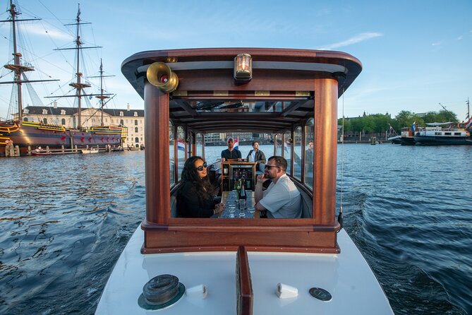 Private Boat Tour Amsterdam - 90 Min incl. welcome drink on historic saloon boat - What You’ll See on the “Passing By” Route