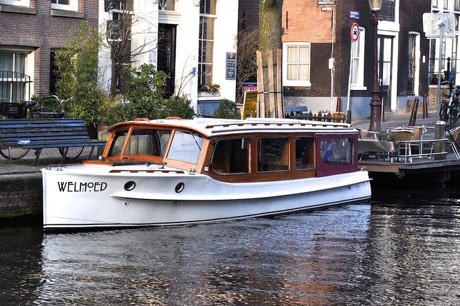 Private Champagne Canal Cruise in Amsterdam - Timing: how to pick the best departure time for Amsterdam’s canals