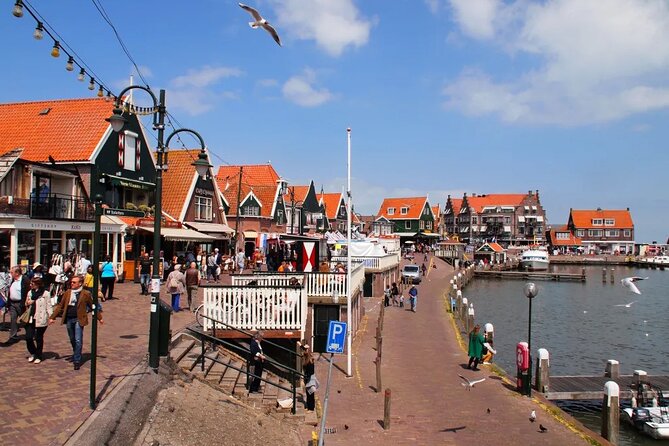 Private Countryside Tour From Amsterdam - Zaanse Schans: Windmills, Green Wooden Houses, and a 1-Hour Sweet Spot