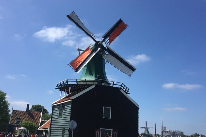Private Guided Half Day Tour in Zaanse Schans from Amsterdam - Zaanse Schans Morning Walk: Timber Houses, Warehouses, and Mill Views