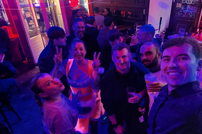 Private Hostess Bar Tour in Amsterdam Red Light District (3h) - Price and group size: when it’s good value