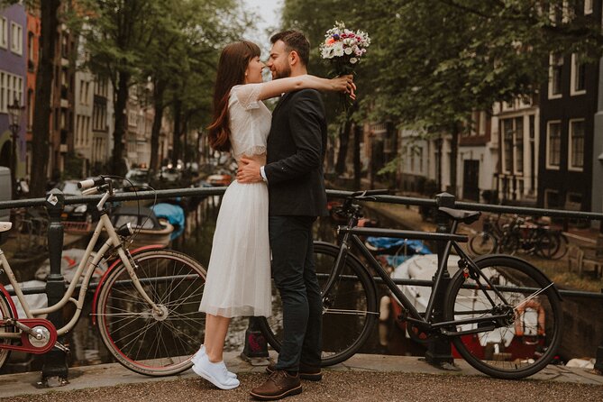 Private Love Story Photowalk Experience - Duration, group size, and what “private” really changes