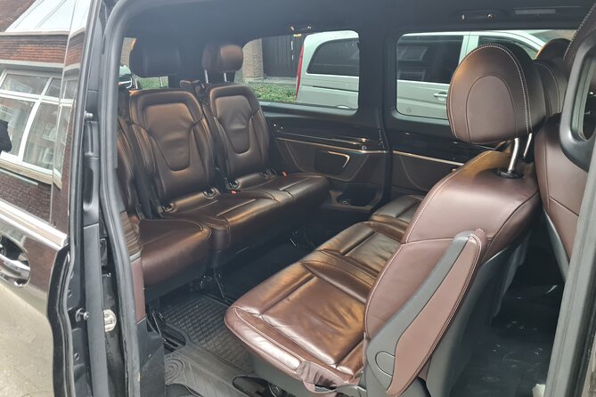 Private Minivan transfer to Rotterdam - Best fit: families, cruise travelers, and day-trip planners