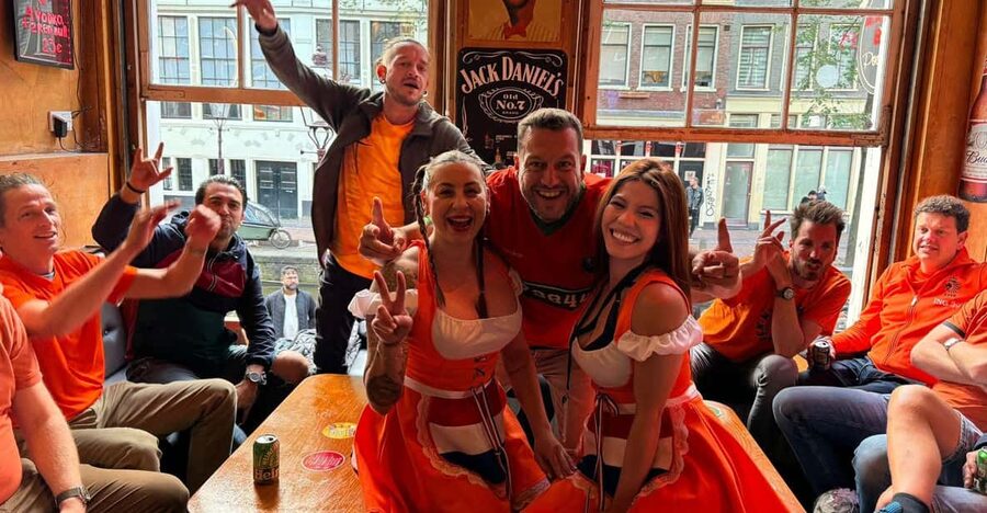Private Red Light Tour City Center with Beer Maid Guide - Beer Maid Hosting: How This Tour Turns Bars Into an Activity