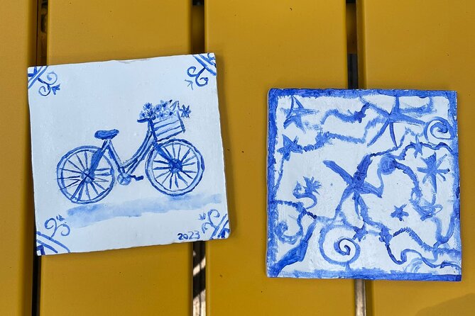 Private Souvenir Creation in Dutch Delft Blue from Netherlands - Where It Fits in Your Amsterdam Day