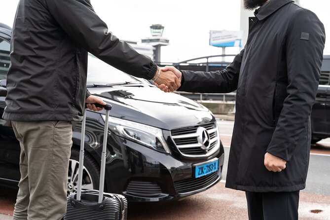 Private Taxi Airport Transfer to or from Schiphol Airport (AMS) - Key points I think matter most
