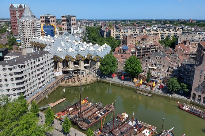 Private tour: Markthal, Cube houses and Rooftop Het Witte Huis - The guide makes the difference, especially at Markthal
