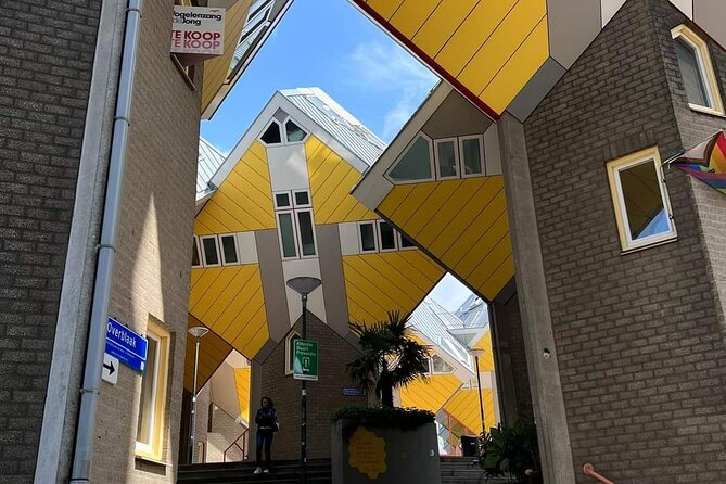 Private Tour of Delft & Rotterdam with Cube House and Transfer - Starting in Delft: history you can actually walk through