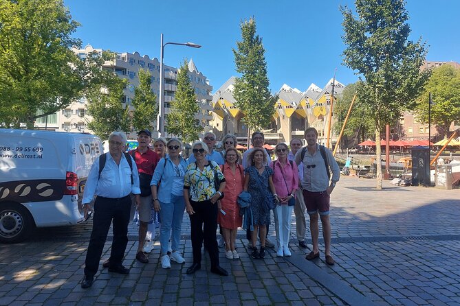 Private Tour of The Hague, Delft and Rotterdam with Lunch - Het Plein, Hofvijver, and the monuments you will actually remember
