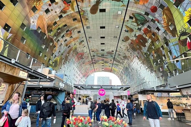 Private Tour of The Hague, Delft and Rotterdam with Lunch - Lunch at Beestenmarkt square: where the day stays comfortable