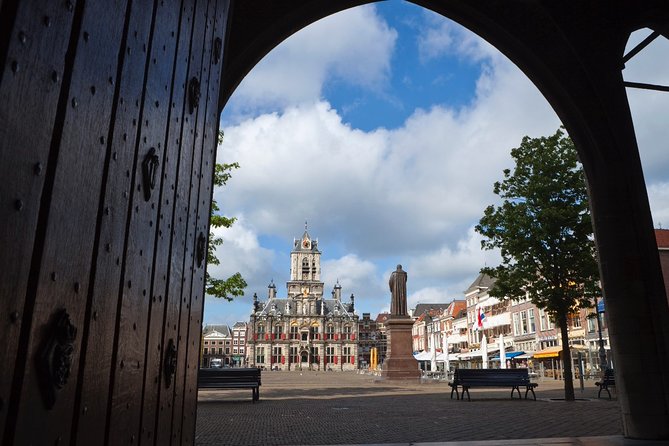 Private Tour: The Hague Walking Tour Including Peace Palace Visitors Center - Meeting at Den Haag Centraal and how the walk stays manageable