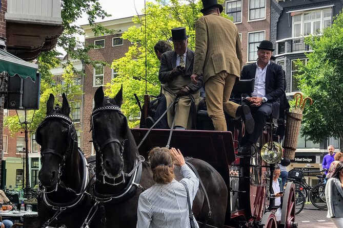 Private tour: Your own Amsterdam: walk through the old city - Chinatown Stop: Quick Taste, Clear Context