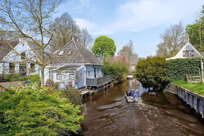 Private Tour Zaanse Schans Windmills and Volendam in Jaguar - How the Private Format Changes the Experience