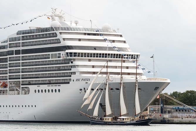 Private Transfer from Amsterdam to the Cruise Port in Rotterdam - Door-to-Door Pickup, Without the Cruise-Day Stress
