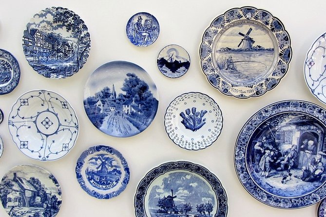 Private Walking Tour: Delft's Royal History and Pottery - Delft City Hall and civic Delft: more than royal PR