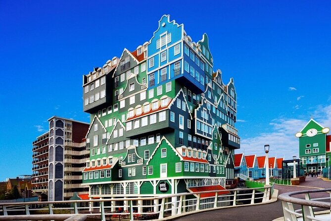 Private Zaanse Schans & Volendam Tour: Windmills, Cheese & Clogs - Private pickup from Amsterdam, with Wi-Fi for the road
