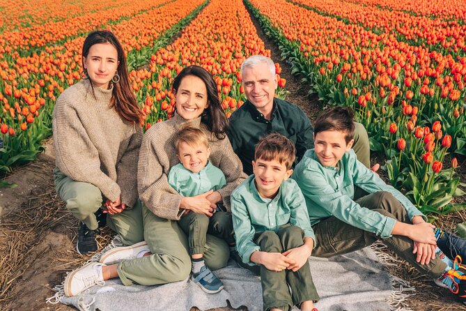 Professional Photoshoot at Private Tulip Field - A private tulip field you can actually walk into