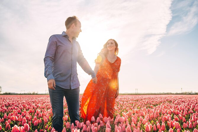 Professional Photoshoot at Private Tulip Field - Where the session starts near Keukenhofbos