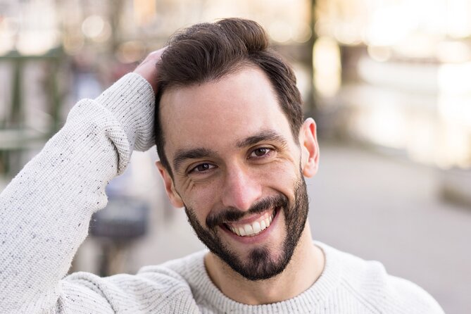 Professional Tinder Photo Session in Amsterdam - Tinder Swipes Are Fast, So Your Photo Must Do the Work