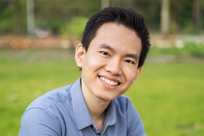 Professional Tinder Photo Session in Amsterdam - What You Get Back: Edited Photos for a Dating Profile