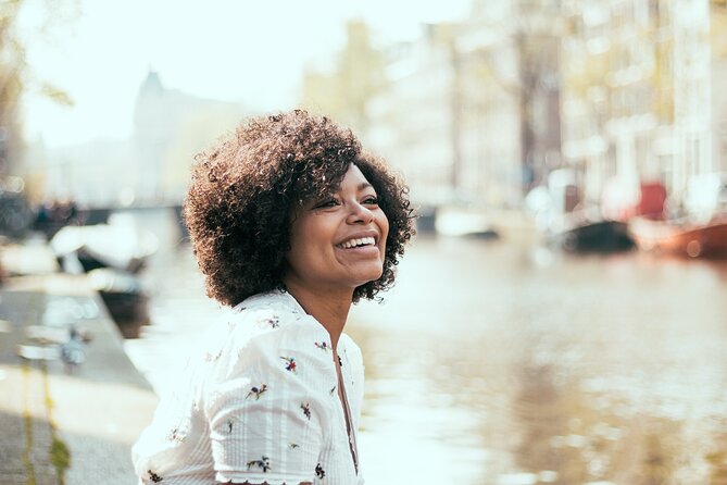 Professional Tinder Photo Session in Amsterdam - Choosing Your Package: 1 Hour vs 2 Hours and More Variety