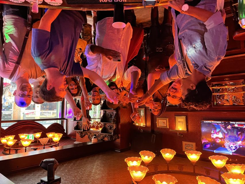 Rainbow Bar Stroll: Sashay through Amsterdam - Guides, group vibe, and why Eric (Erik) gets named