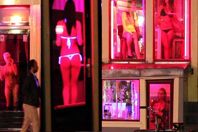 Red Light District Primetime Private Tour for 18+ Only - Stop 1: Saint Nicholas Basilica, your orientation point by Central Station