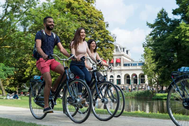 Rent a bike in Amsterdam | 1, 2, 3+ hours - Your Amsterdam ride plan at street level: narrow lanes and busy moments